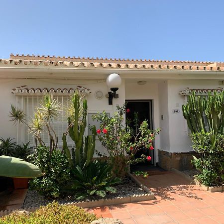 Villa Beach Bungalow à Málaga Extérieur photo